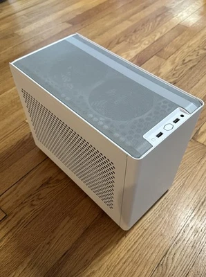 Cooler Master NR200P SFF Small Form Factor Mini-ITX Case - White - Image 1 of 4