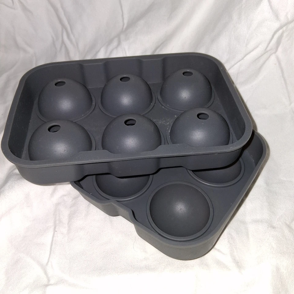 Large Round Ice Ball Maker Silicone Ice Cube Tray for Whiskey Cocktails Bourbon - Image 1 of 3