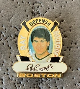 Boston Bruins Defense Ray Bourque NHL Hockey Pin - Bild 1 von 2