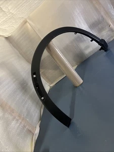 Protector moldeado apertura rueda delantera izquierda Honda CR-V 2023-2024 OEM 74157-3A0-A0 - Imagen 1 de 24