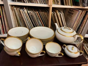 Hutschenreuther Teeservice - Goldrand - (nicht komplett) - 21 Teile ☕🍰 - Bild 1 von 5
