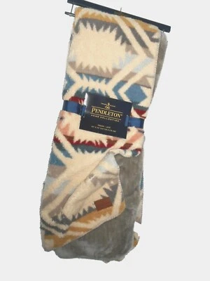 Pendleton beige / taupe Sherpa to Fleece Aztec reversible Blanket throw -50 x 70 - Image 1 of 4