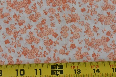 Por 1/2 yarda, 40" de ancho, vintage, naranja calicó sobre polialgodón blanco, V232 Foto 1 de 4