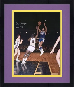 Framed Elgin Baylor Lakers Signed 16" x 20" Shooting Photo with "HOF 77" Insc - Picture 1 of 1