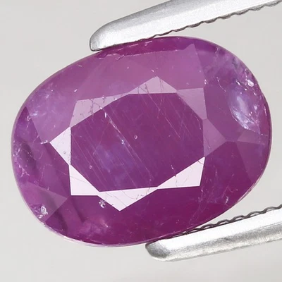2.26ct  8.2x6.2mm Oval 100%Natural Unheated Purplish Red Ruby Guinea, Africa - Image 1 of 4