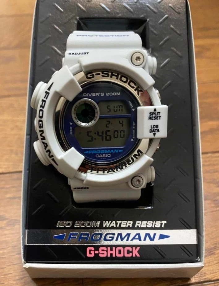 【Como Nuevo】G-Shock FROGMAN Reloj de Cuarzo Blanco Gris DW-8200LG-8JR Foto 1 de 4