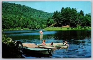 Postal cromada Crown Point Camping Área Frank & Kay Bishop Perkinsville Vermont - Imagen 1 de 3