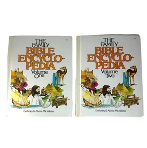 FAMILY BIBLE ENCYCLOPEDIA: Volumes 1 & 2 A-J/K-Z Alvera Berkley Mickelsen 1978 - Imagen 1 de 8