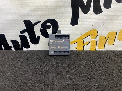 Mercedes Benz C250 2014 AMG módulo de control de puerta del lado del pasajero delantero derecho OEM Foto 1 de 4