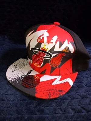 Gorra deportiva Miami Heat NBA baloncesto Snapback nueva negra y roja Foto 1 de 4