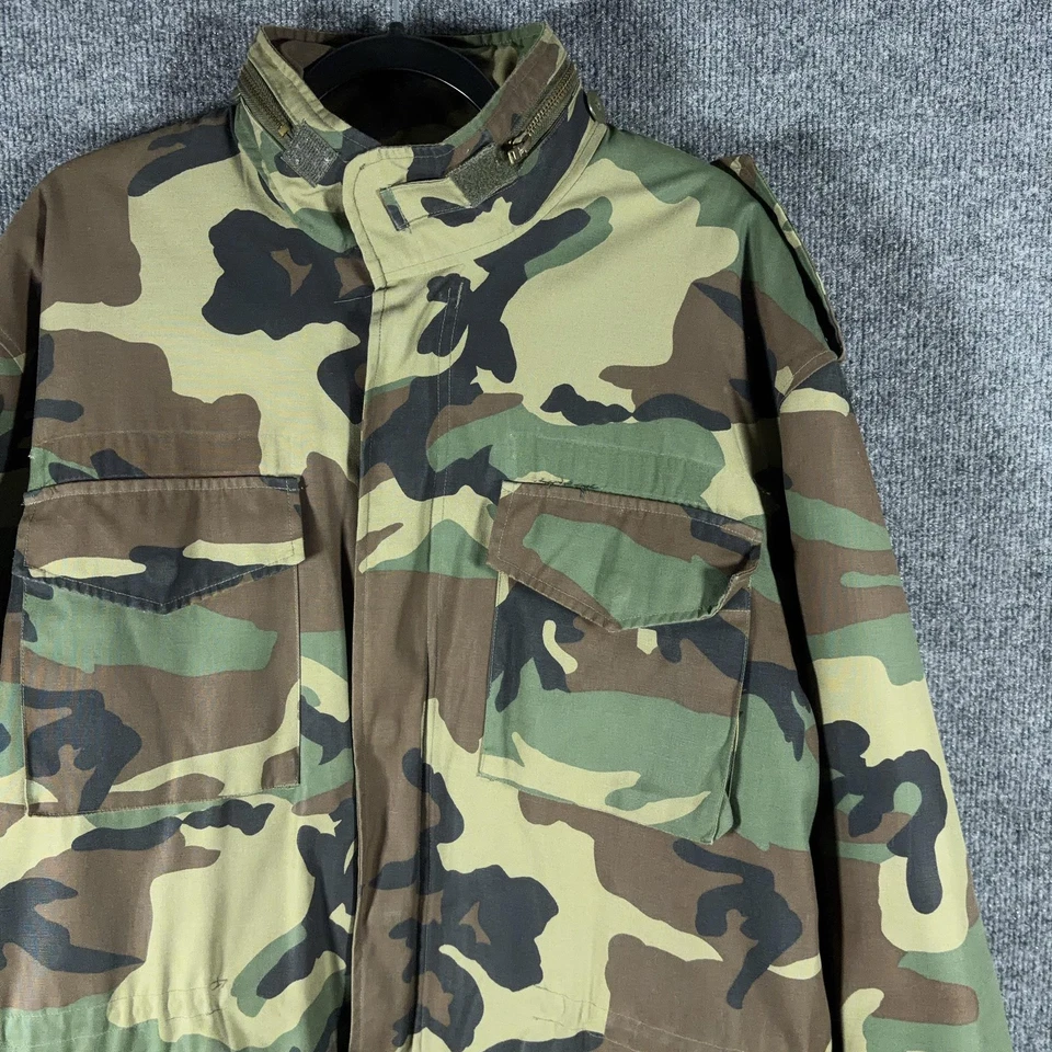 Chaqueta Rothco Para Hombres Grande Bosque Camuflaje Ultra Fuerza Ejército Abrigo de Campo Militar Foto 1 de 4
