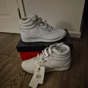 Reebok Freestyle Hi 2431 Women's Size 5.5 High Top Shoes Triple White Sneakers - Picture 1 of 9
