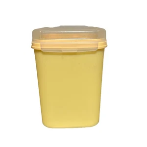 Tupperware Candy Container 25 Cups 1622–1 - Picture 1 of 5