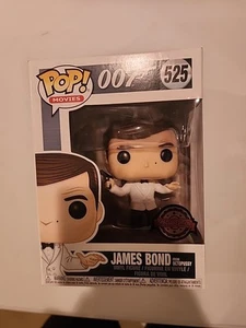 2017 FUNKO POP 007 #525 JAMES BOND FROM OCTOPUSSY W/ SPECIAL EDITION STICKER - Picture 1 of 7
