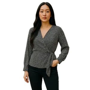 Camisa envolvente TALBOTS Petite XL PXL manga larga estampado de puntos blancos y negros - Imagen 1 de 7