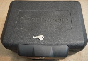 SentrySafe Modelo BN-688656 con Llave - Imagen 1 de 8