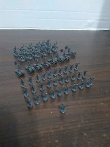 Juego de mesa Risk Gray Army 51 piezas de repuesto Parker Brothers 2003 - Imagen 1 de 5