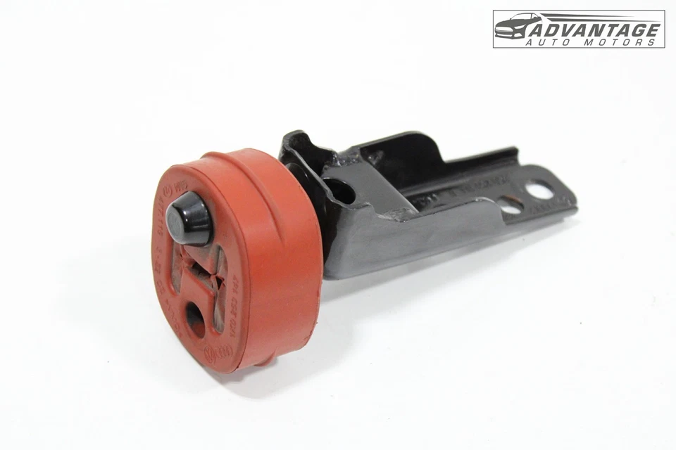 VOLKSWAGEN PASSAT A33 2006-2022 TUBO DE ESCAPE AISLADOR SUSPENSIÓN Y SOPORTE OEM Foto 1 de 4