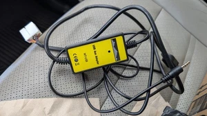 Toyota AUX adapter cable 3.5mm Avensis Yaris Corolla Camry RAV4 05 WT-USB - Bild 1 von 2