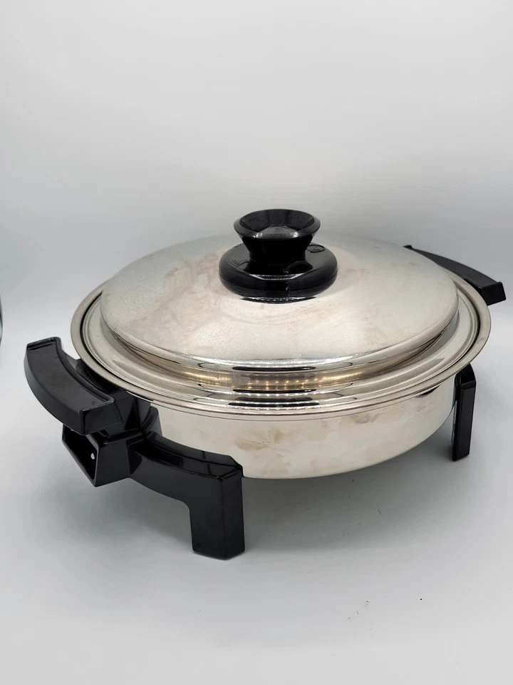 Kitchen Craft West Bend 11" Electric Skillet Liquid Core Vented Lid Stainless - Image 1 of 4