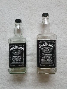 Jack Daniel's EMPTY Whiskey Bottles 1LTR & 70cl For Upcycling Crafts Or Display - Picture 1 of 5