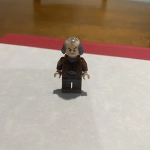 LEGO Argus Filch Minifigure (Harry Potter Caretaker) - Picture 1 of 2