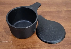 Cast Iron Mini Dutch Oven With Lid - Picture 1 of 6
