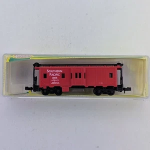 Model Power 3122 N Scale Bay Window Caboose - Southern Pacific #1655 - Picture 1 of 2