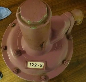 Equimeter 122-8 1.25" Gas Pressure Regulator - Picture 1 of 2