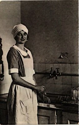 CPA AK S. A. R. la Princesse Astrid de Suede á l'ecole BELGIAN ROYALTY (852210) - Bild 1 von 2