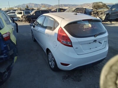 Conjunto de alavanca de câmbio de transmissão automática usado serve: 2011 Ford Fiesta grau A - Imagem 1 de 4