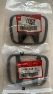 2 pcs FRONT and REAR Honda Logo Black Emblem Honda Civic FC Series 2016-21 FREE - Picture 1 of 9