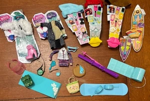 Bratz Dolls #Snowkissed & Selfie Snaps Doll Clothes and Accessories - Picture 1 of 12