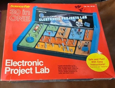 Radio Shack Science Fair 30 In One Electronic Project Lab 28-161 - Image 1 of 4