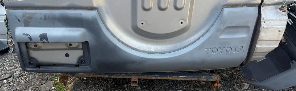 1996-2000 Toyota Rav4 Tail Finish Panel Deck-Lid Molding OEM 7508142913 - Image 1 of 1