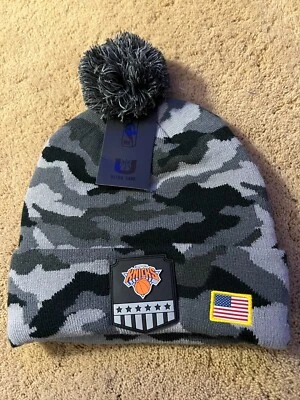 New York Knicks Baloncesto Tejido Invierno Sombrero Camuflado Negro Gris Adulto Foto 1 de 3