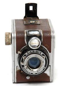 Italian Ferrania Linear 7.5 Rondine Vintage Camera brown
