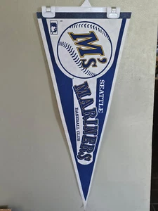 SEATTLE MARINERS  12X30 MLB  VINTAGE FELT PENNANT BASEBALL - Picture 1 of 3