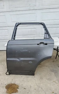 2014-2019 LAND ROVER RANGE ROVER SPORT REAR LEFT PASSENGER SIDE DOOR SHELL PANEL - Picture 1 of 10