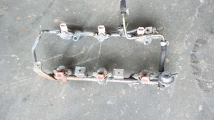 Fuel Rail Assembly w/ Injectors 6 Cylinder Fits 02-03 FRONTIER 1051426 - Picture 1 of 11