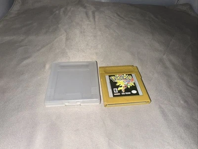 Pokemon Gold Version (Nintendo Game Boy) Cartridge Works but NO Save - Authentic - Image 1 of 4