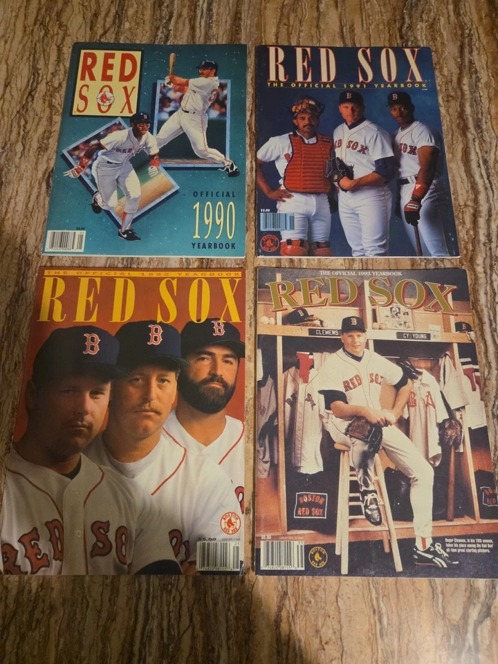 1990~1993/Lot Of 4-BOSTON RED SOX OFFICIAL YEARBOOK Roger Clemens COVER/NM COND - Image 1 of 4