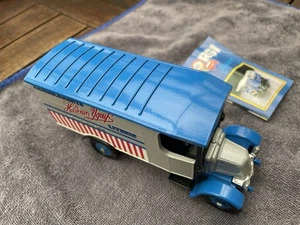 Corgi Classics C824/2 - 1926 Renault Van Herlouin / Valognes - Un Boxed - Picture 1 of 4