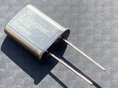 7.030MHz HC-49 30pF 25PPM 50Ohm 1mW -10-60°C Crystal Pixie/Forty9er US-SHIP - Image 1 of 4