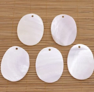 5 PIEZAS Dijes Cuentas Madreperla Blanco Natural Concha Ovalada Colgante 25mmX35mm - Imagen 1 de 6