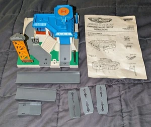 GALOOB MICRO MACHINES HIWAYS & BYWAYS EMERGENCY ALERT CENTER 1991 INCOMPLETE - Picture 1 of 6