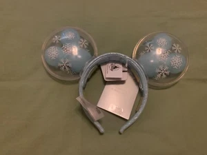 Mickey Mouse Ears Snowflake Blue Balloons Lightup - Picture 1 of 2