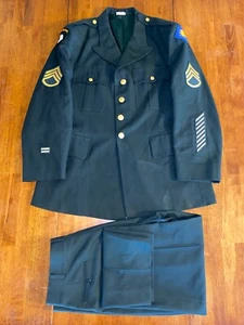 Chaqueta y pantalones del Ejército de Estados Unidos - Parches 101st Airborne Eagle y 40th Infantry Sunburst - Imagen 1 de 11