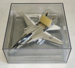 Collection Armour 1:100 F14 Tomcat US Navy Jolly Rogers art.5210 IN DISPLAY CASE - Picture 1 of 15