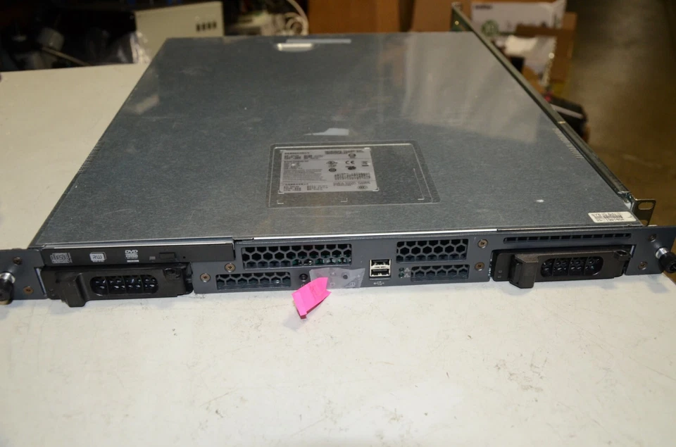 Quanta Computer QSR-29S Server  - Image 1 of 4
